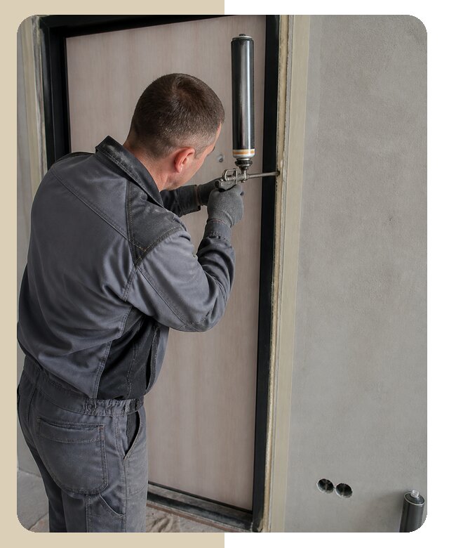 Профессиональная герметизация входной двери в Элисте с выездом
